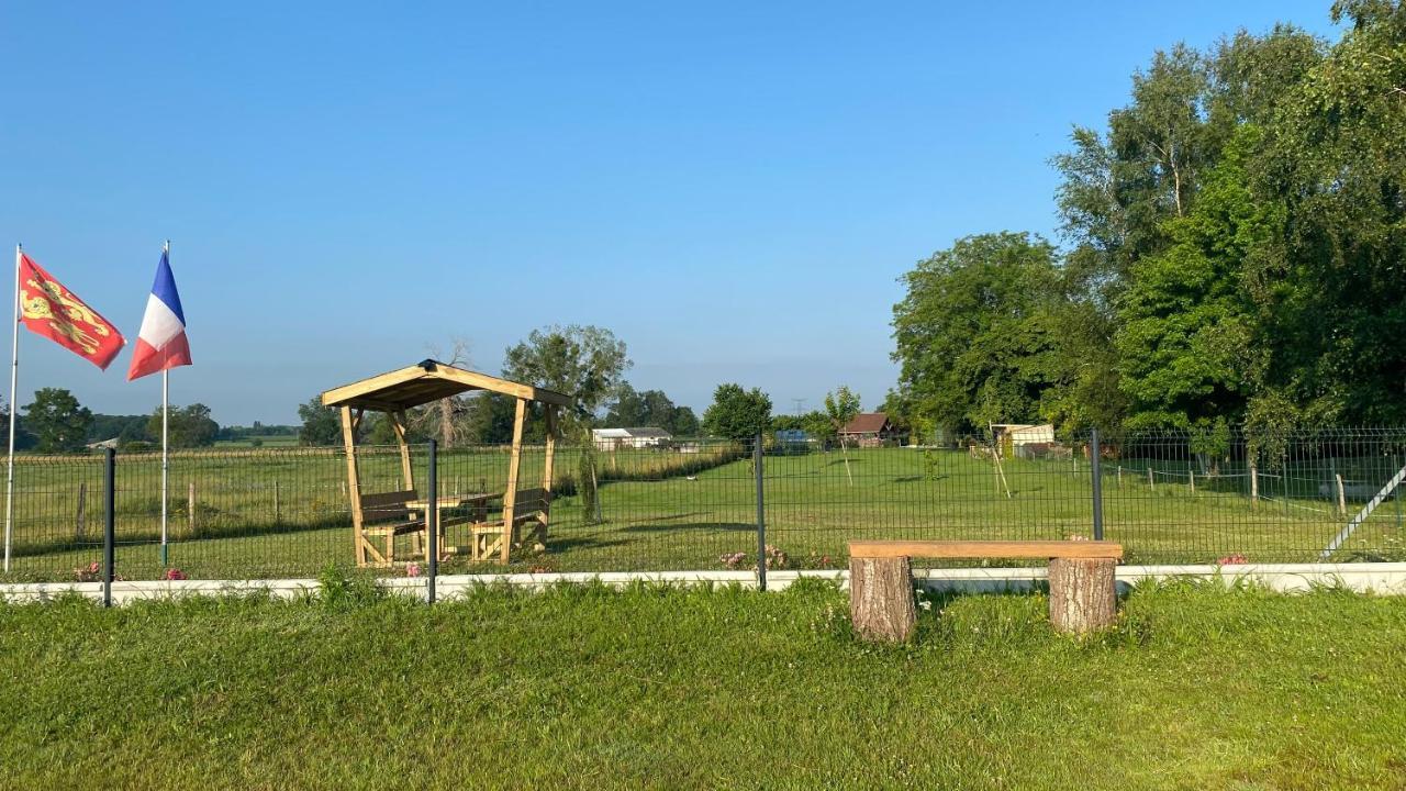 Les Mouettes - La Paix Du Bord De Seine Villa Berville-sur-Seine Exteriör bild